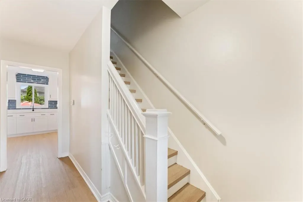 17 Craigmiller Avenue