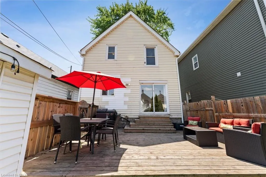 17 Craigmiller Avenue