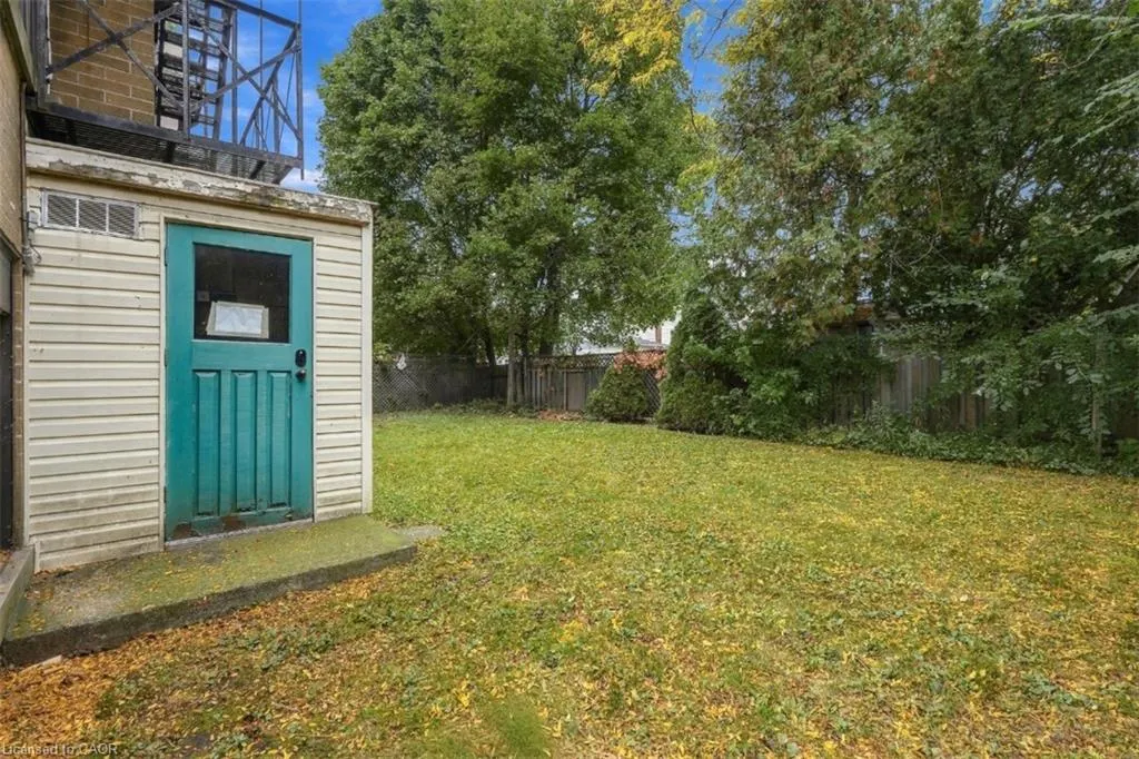 802 King Street W #2