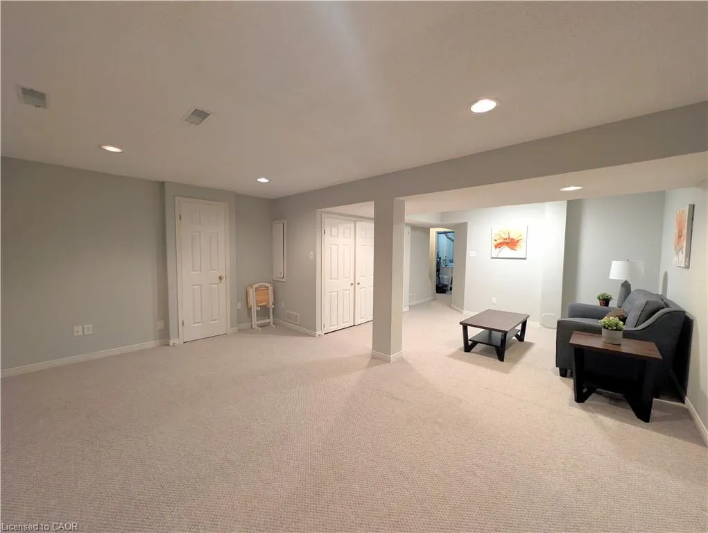 100 Vineberg Drive #28