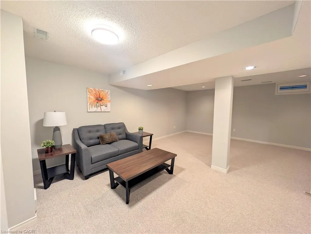 100 Vineberg Drive #28