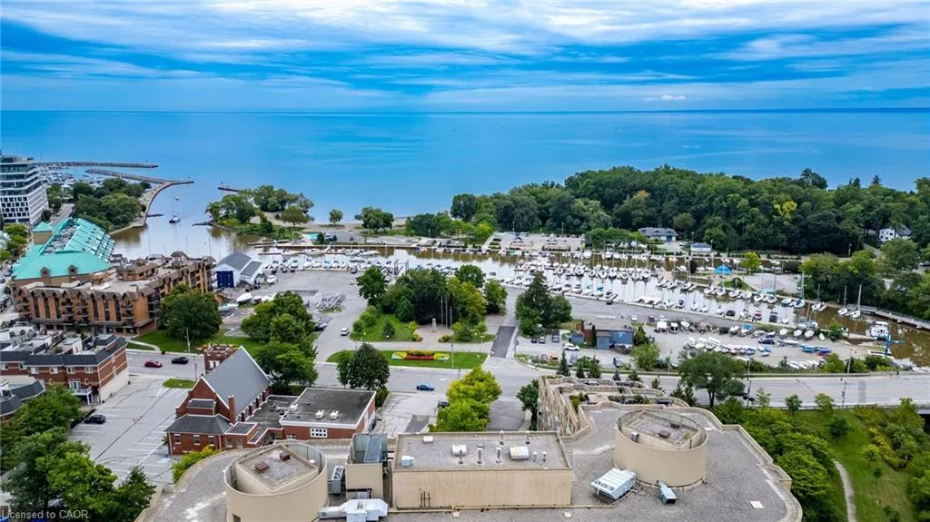 2511 Lakeshore Road W #712