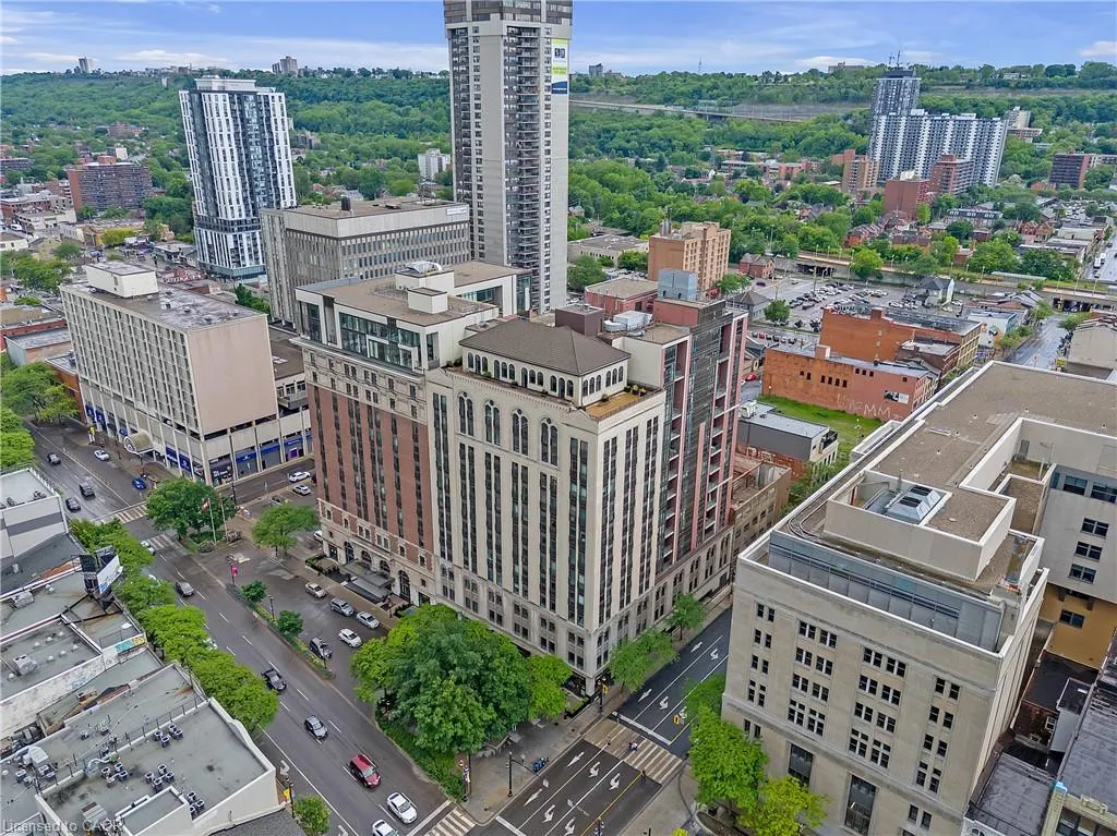 112 King Street E #1006