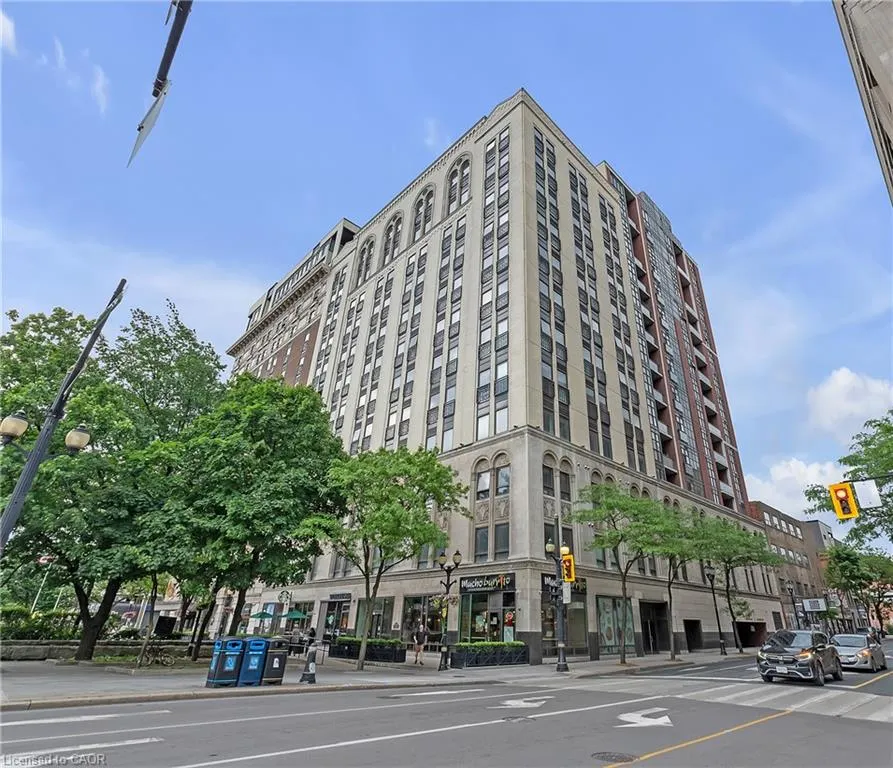 112 King Street E #1006