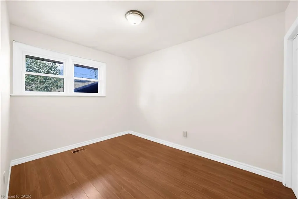 272 Upper Paradise Road