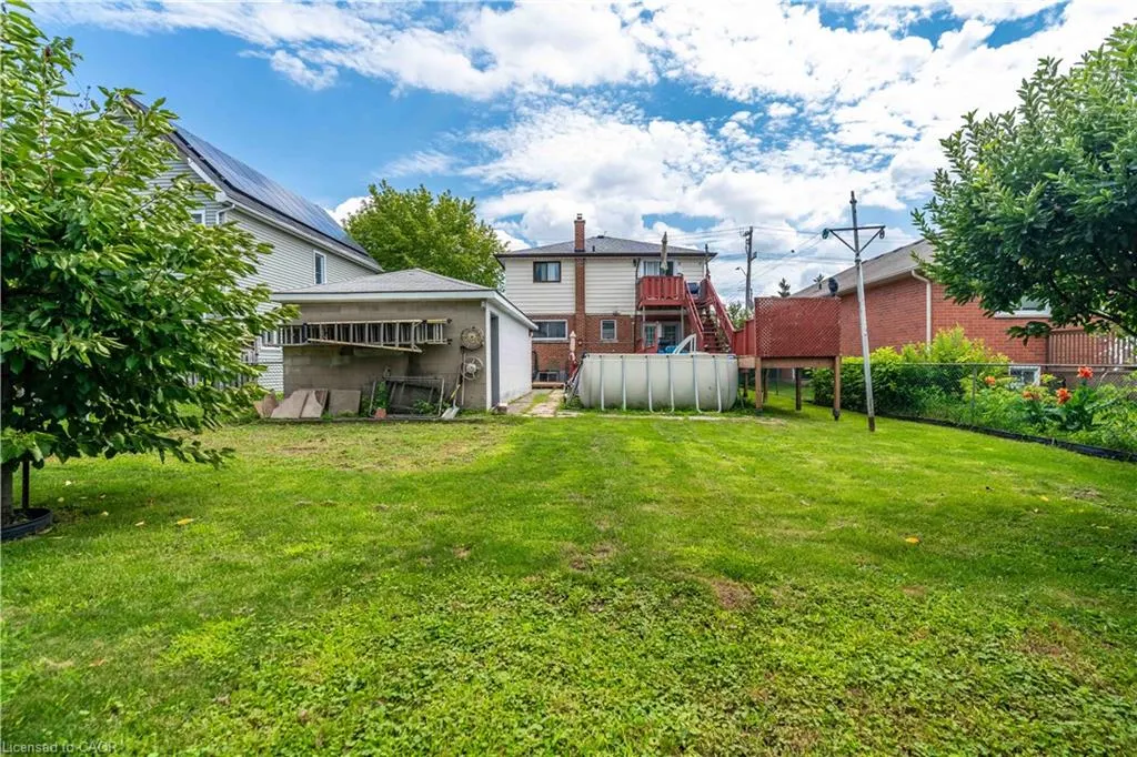 374 Upper Wentworth Street
