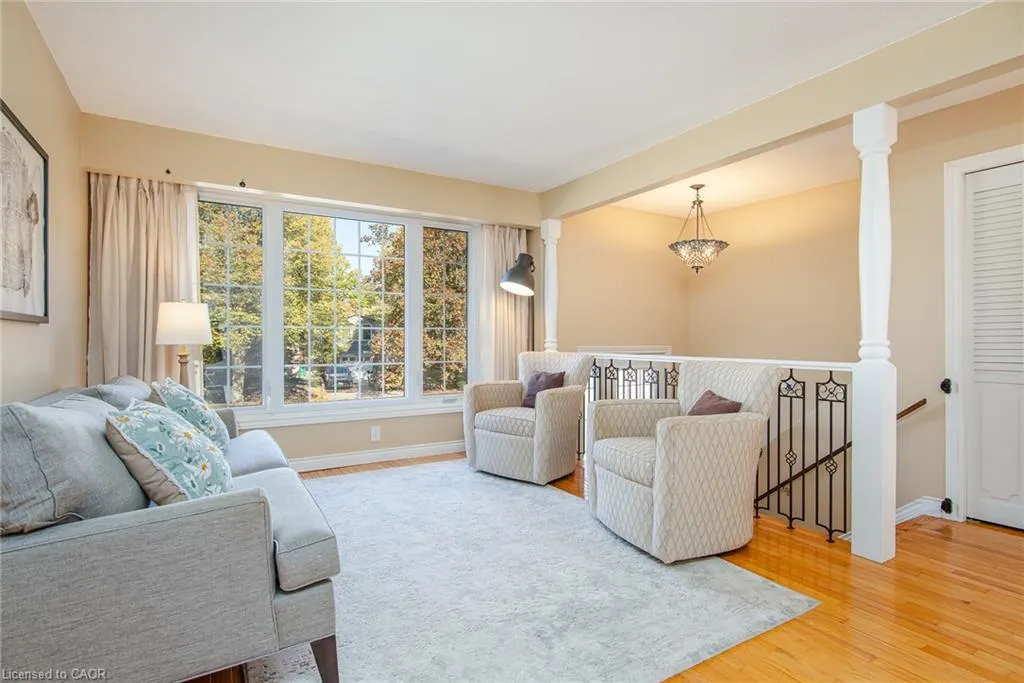 118 Wheatfield Crescent