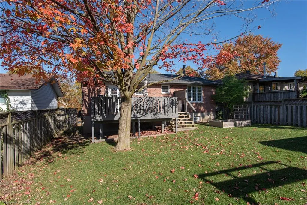 118 Wheatfield Crescent
