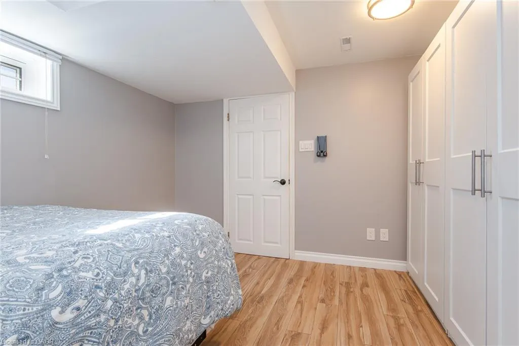 118 Wheatfield Crescent