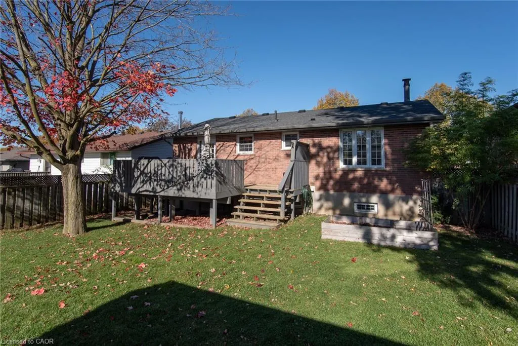 118 Wheatfield Crescent