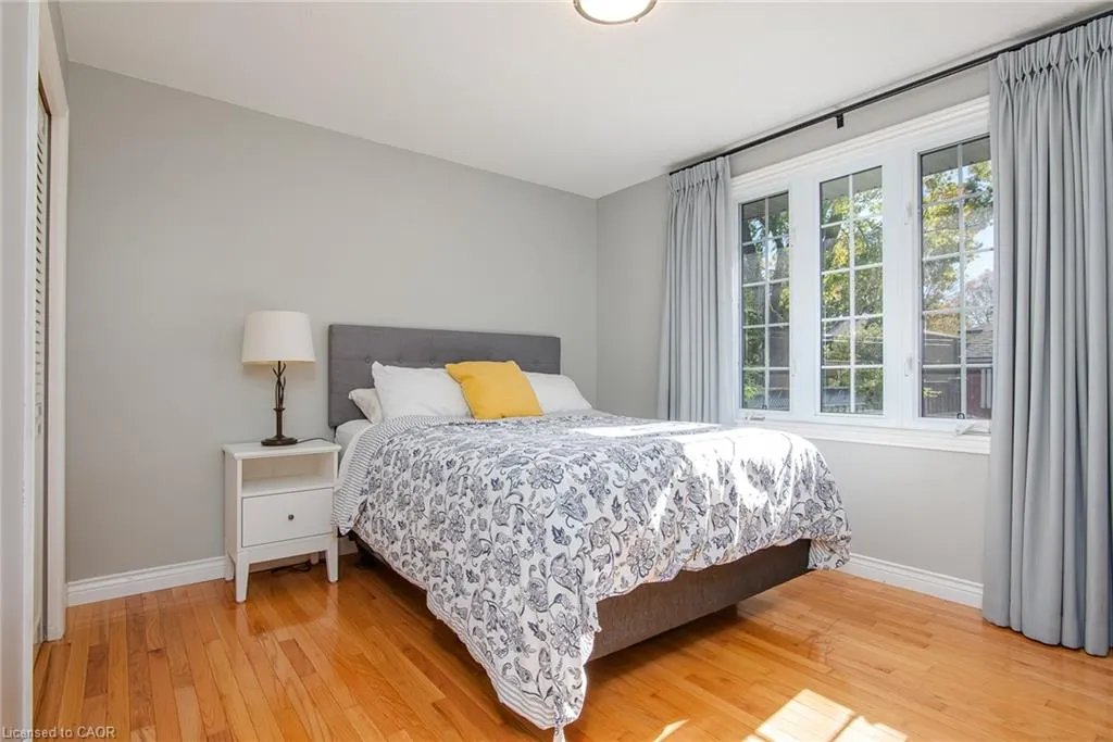 118 Wheatfield Crescent