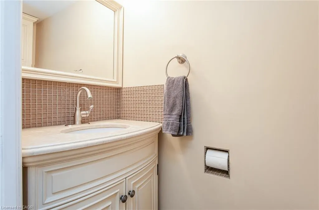 118 Wheatfield Crescent