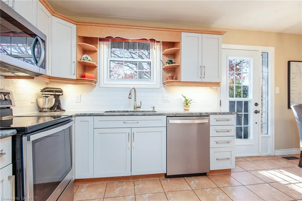 118 Wheatfield Crescent