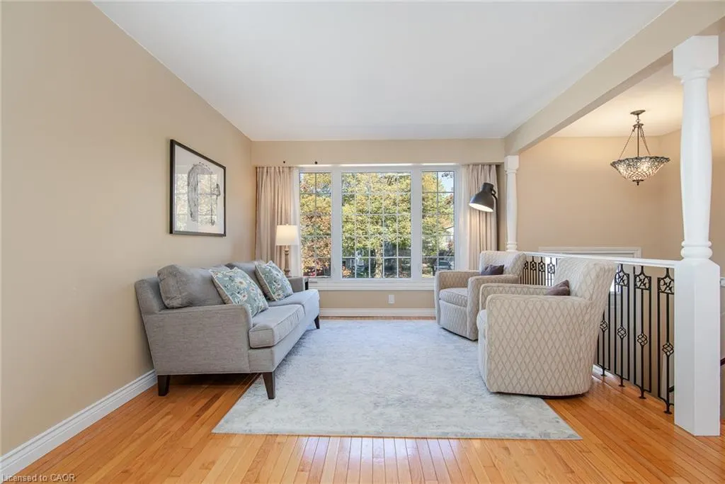 118 Wheatfield Crescent