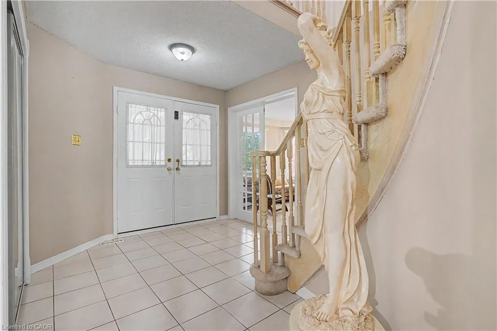 194 Glenvalley Drive