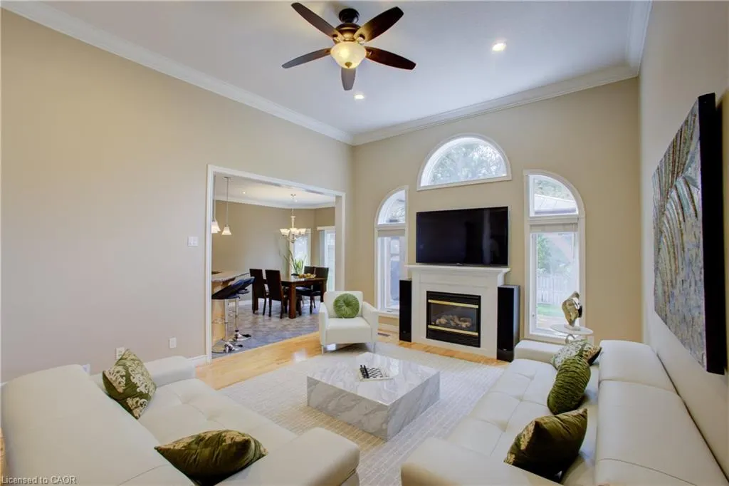 457 Caryndale Drive
