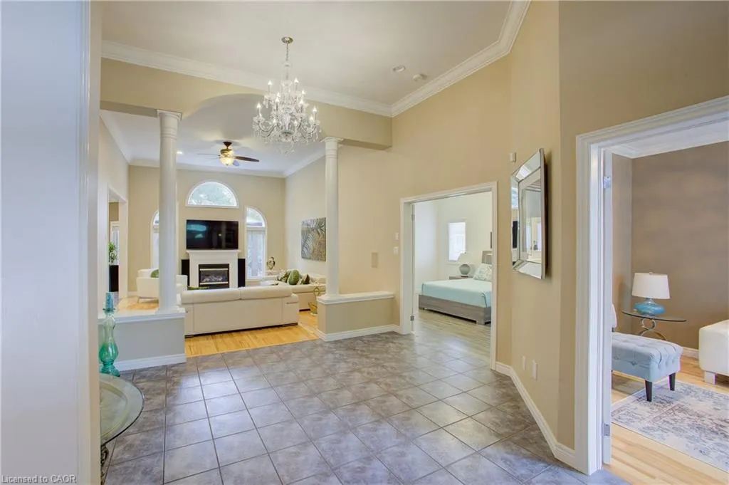 457 Caryndale Drive