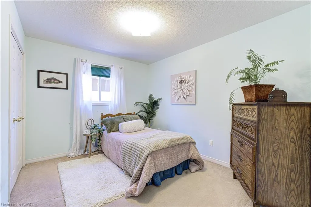 78 Sulmona Drive