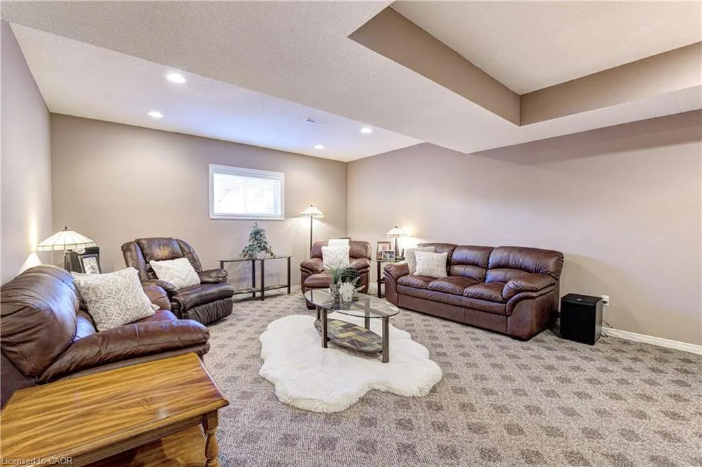 78 Sulmona Drive