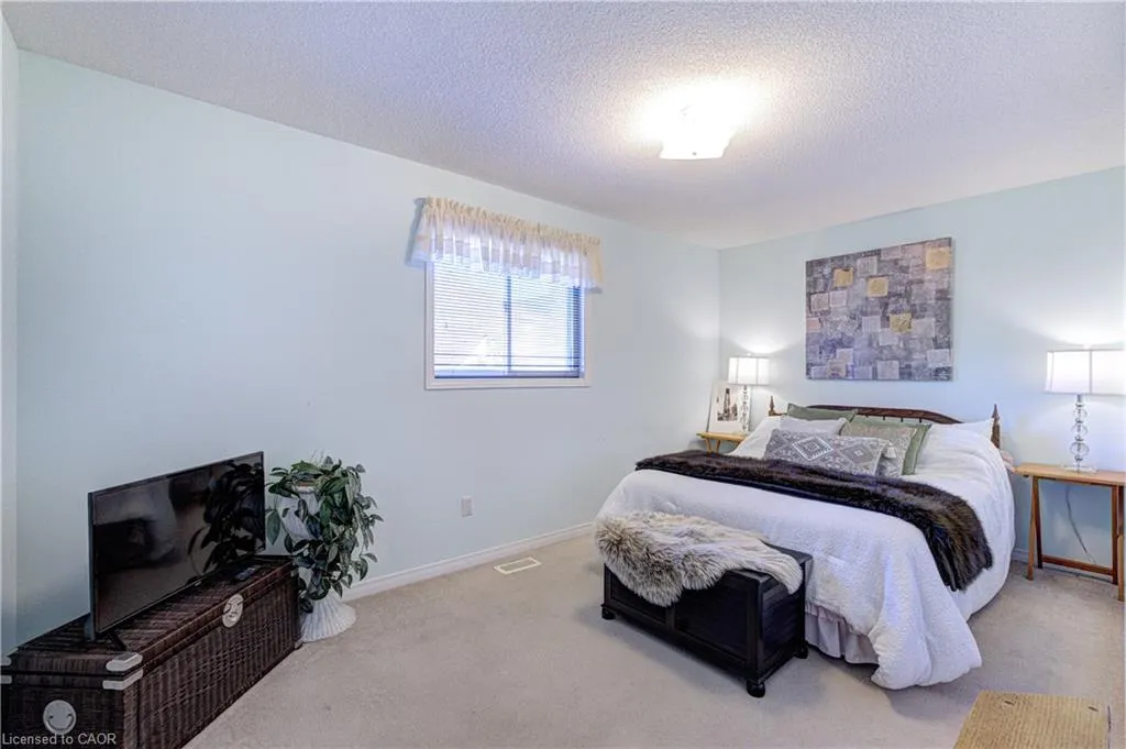 78 Sulmona Drive
