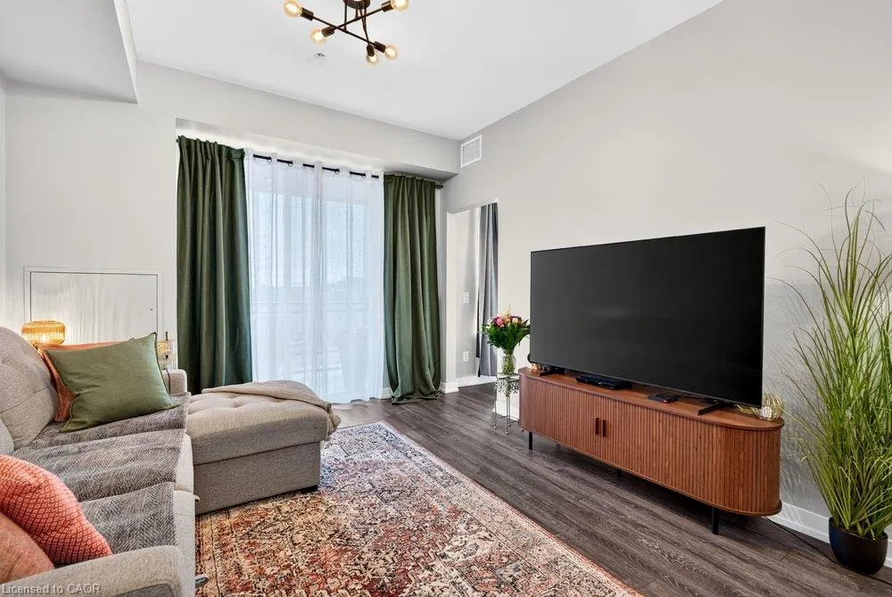 10 Esplanade Lane #511