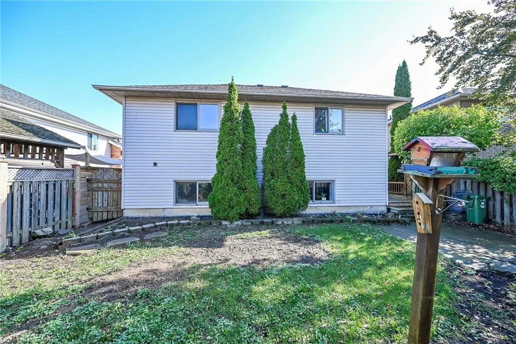 37 Glenhollow Drive