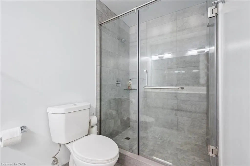 15 Glebe Street #902