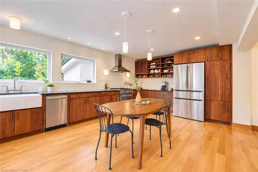 40 Forest Road