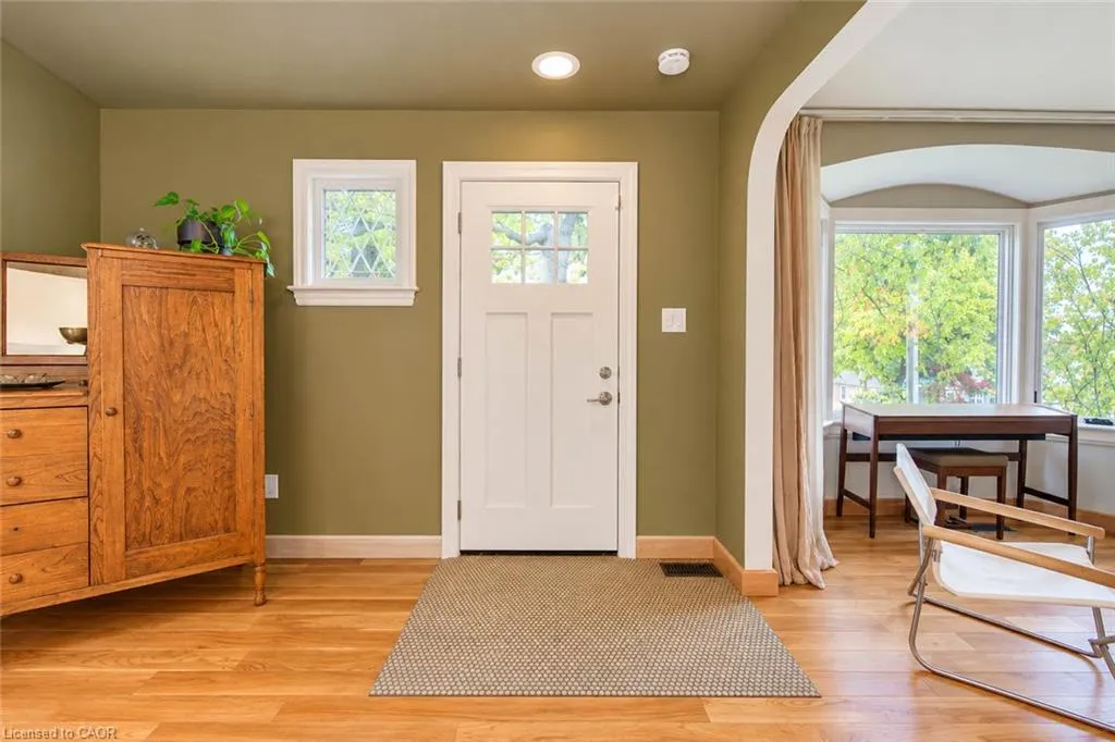 40 Forest Road