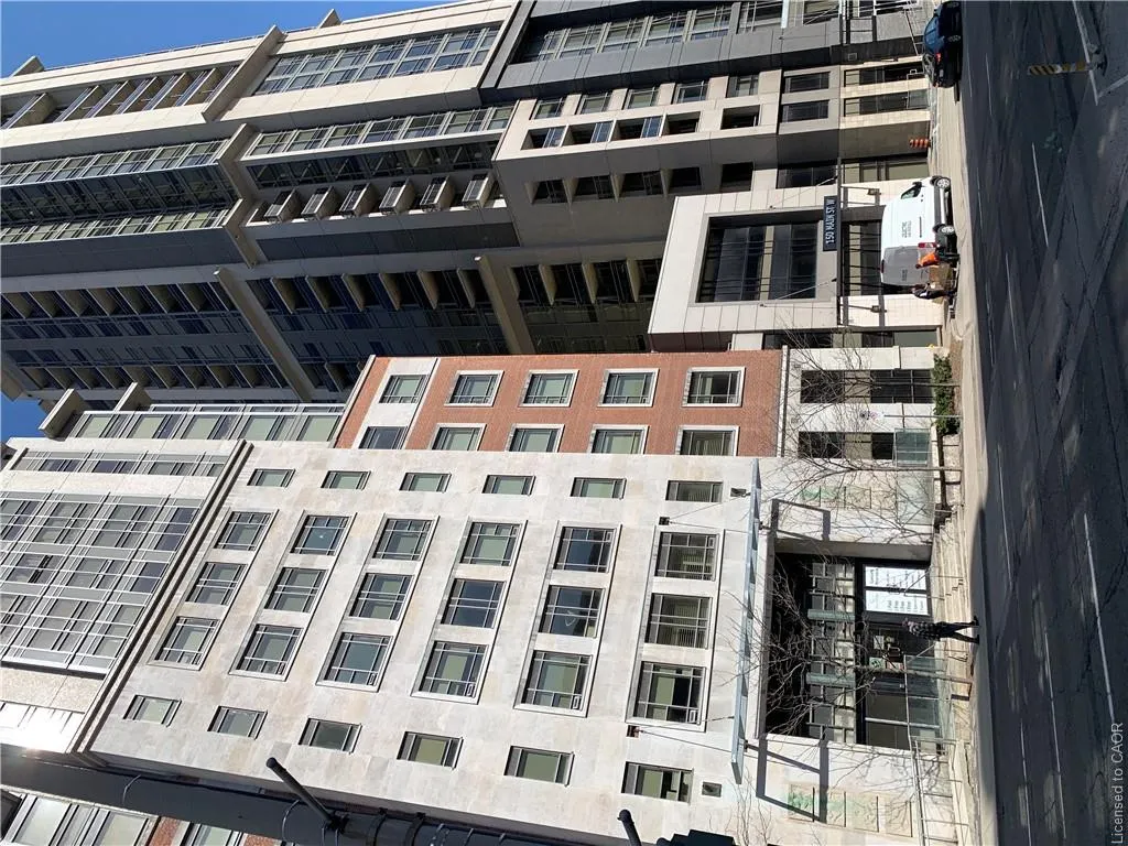 150 Main Street W #411