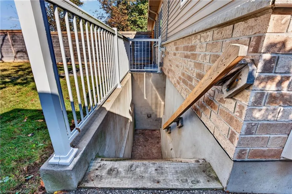 12 Tait Street