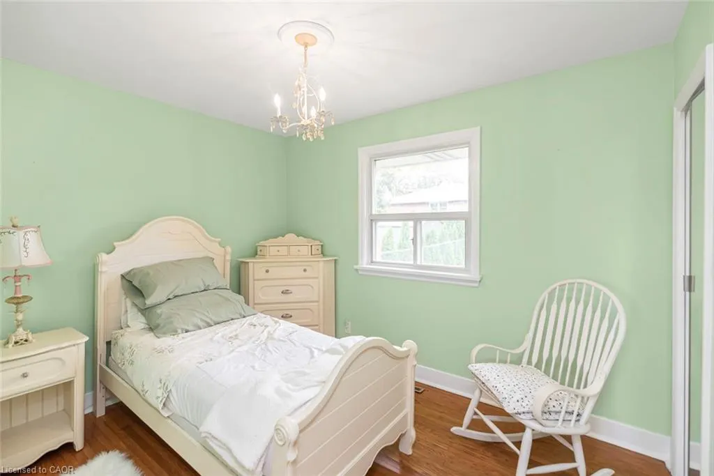 13 Meadowvale Avenue