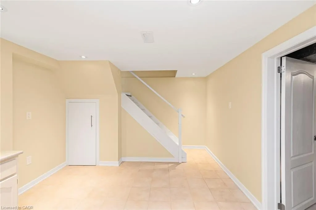 13 Meadowvale Avenue