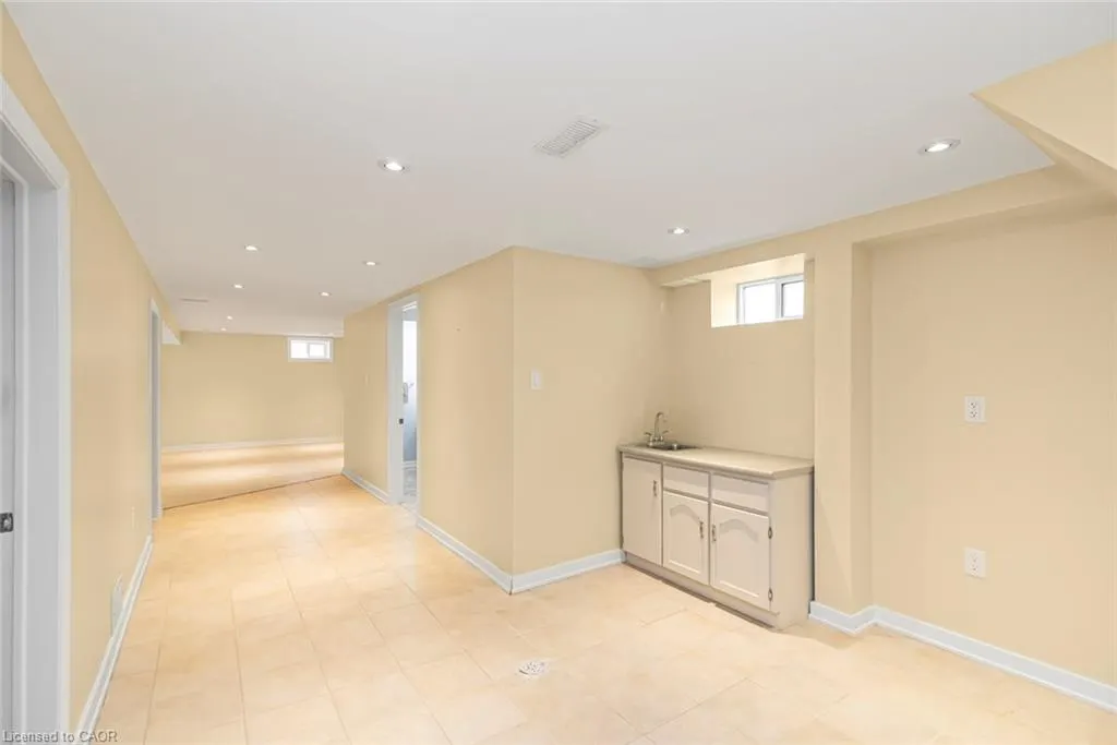13 Meadowvale Avenue
