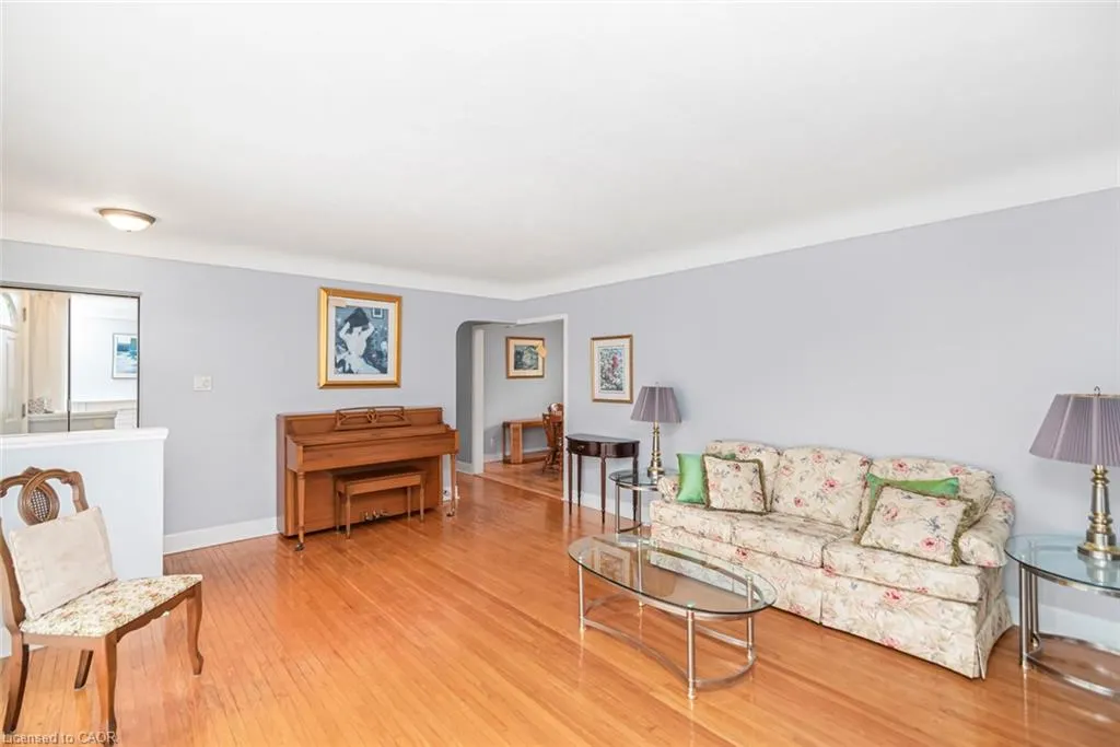 13 Meadowvale Avenue