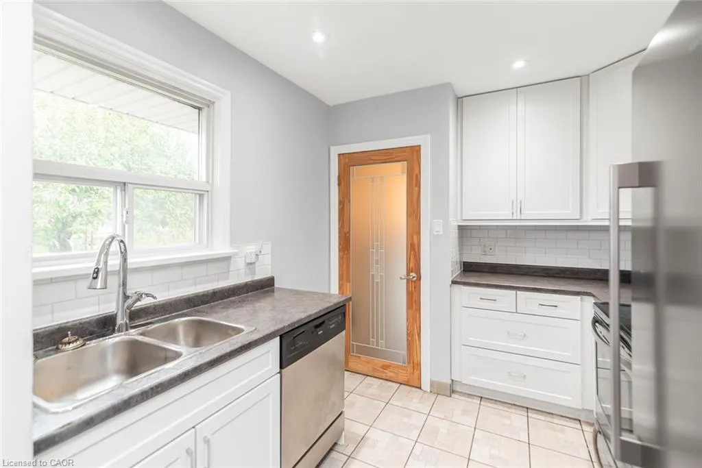 13 Meadowvale Avenue