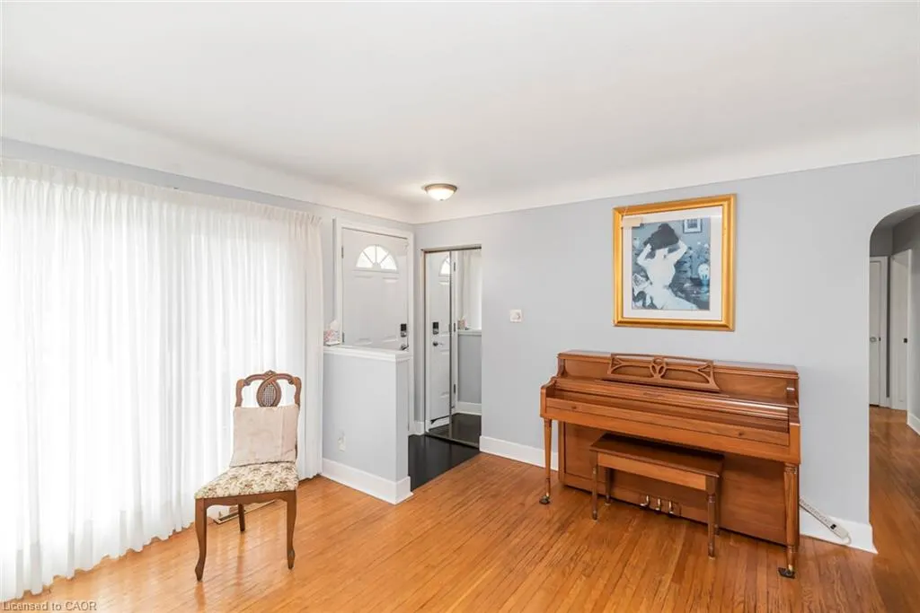 13 Meadowvale Avenue