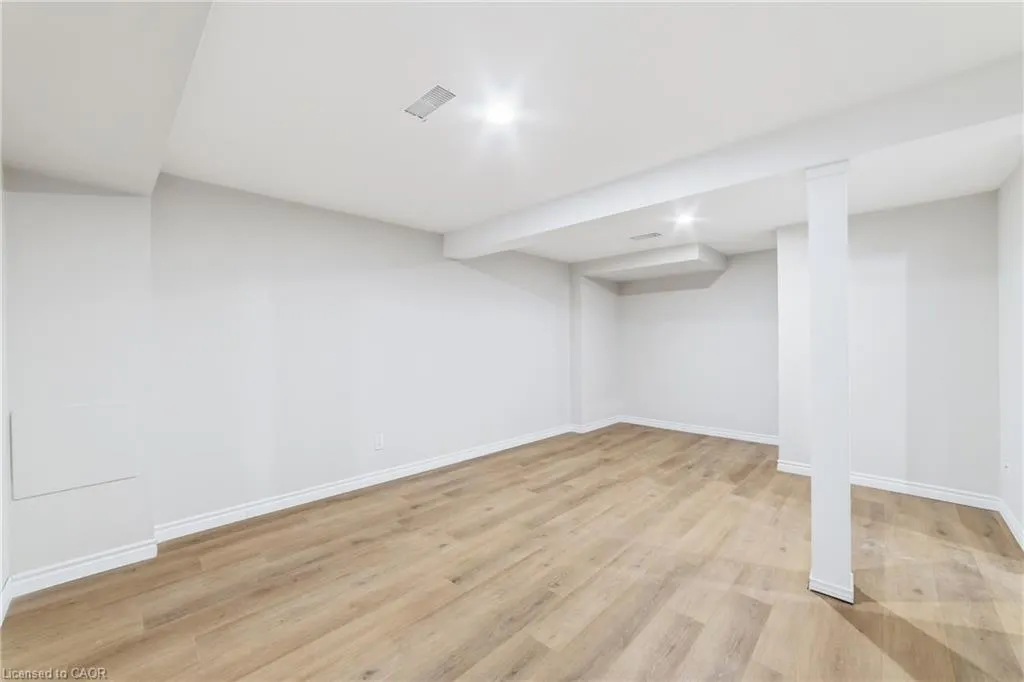 1475 Upper Gage Avenue #5