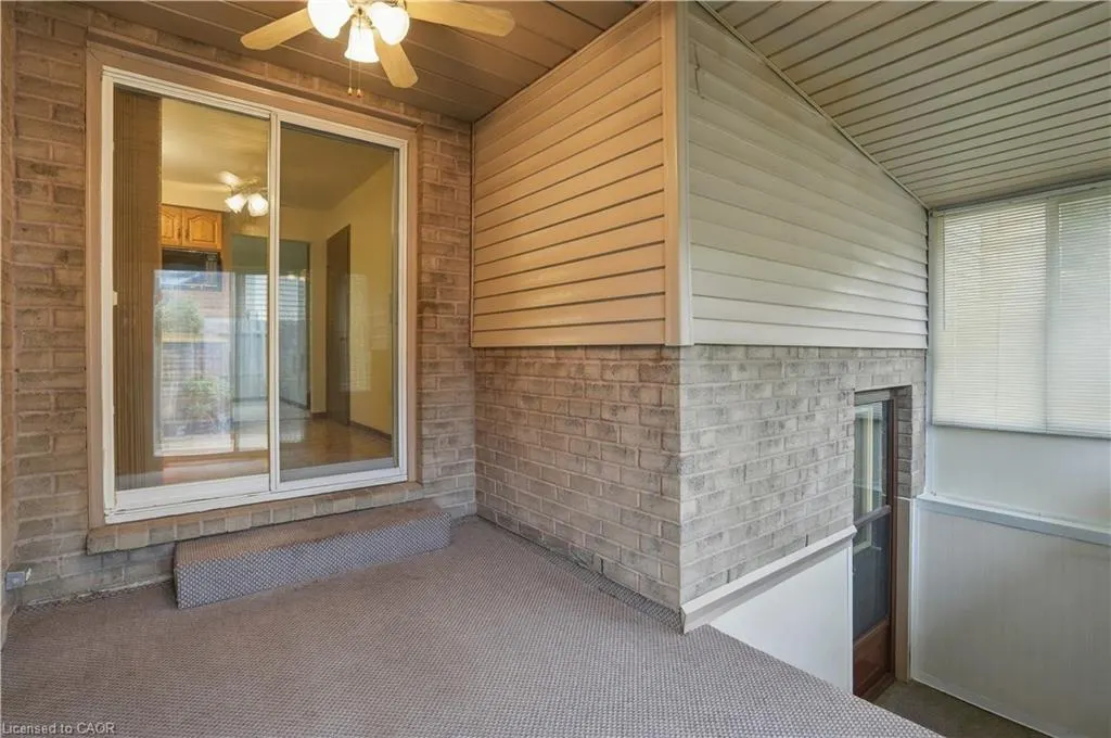 84 Larchwood Circle