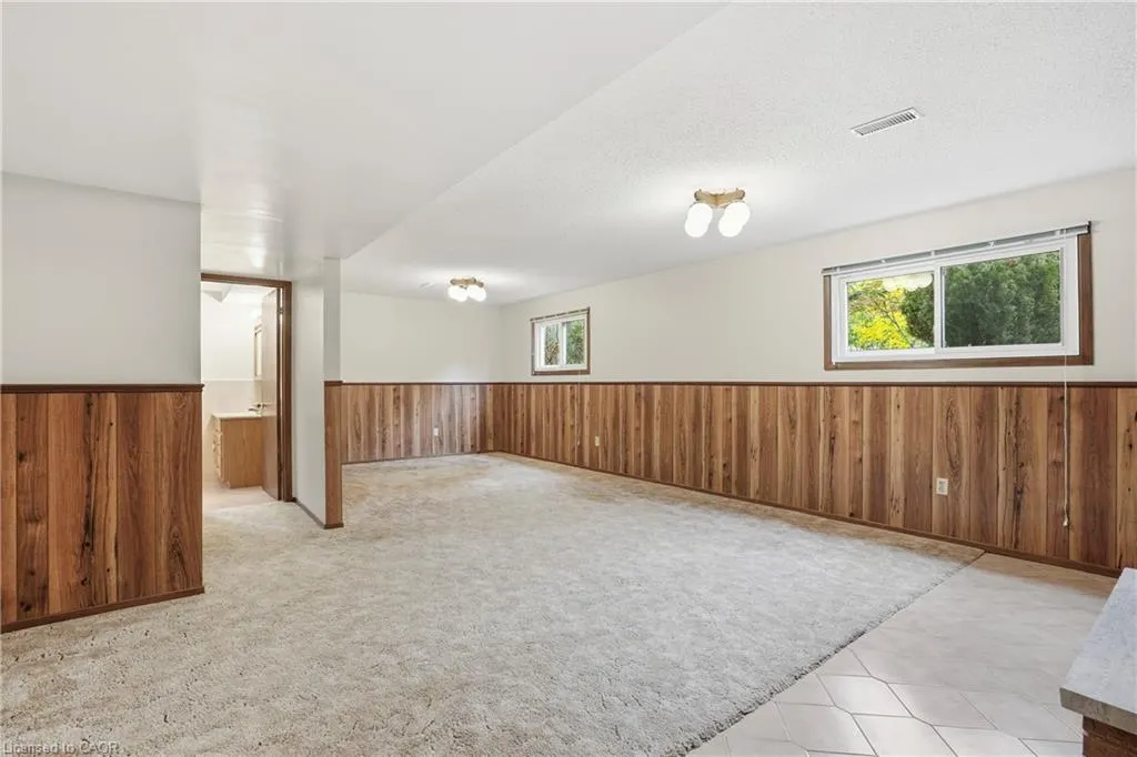 84 Larchwood Circle