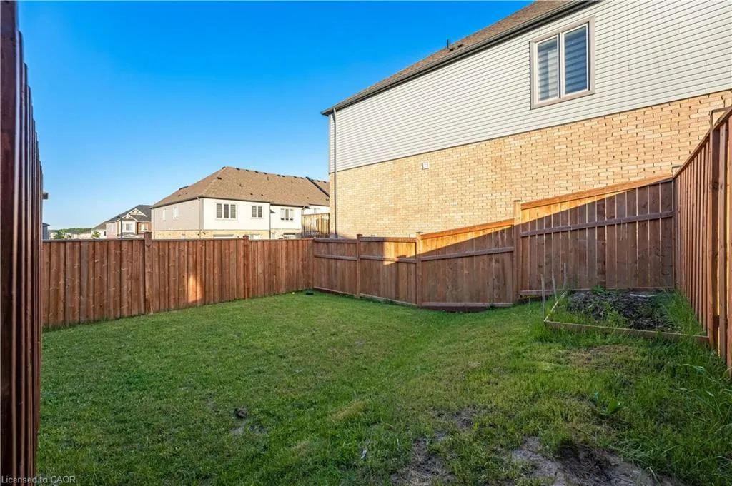 106 Haldimand Street