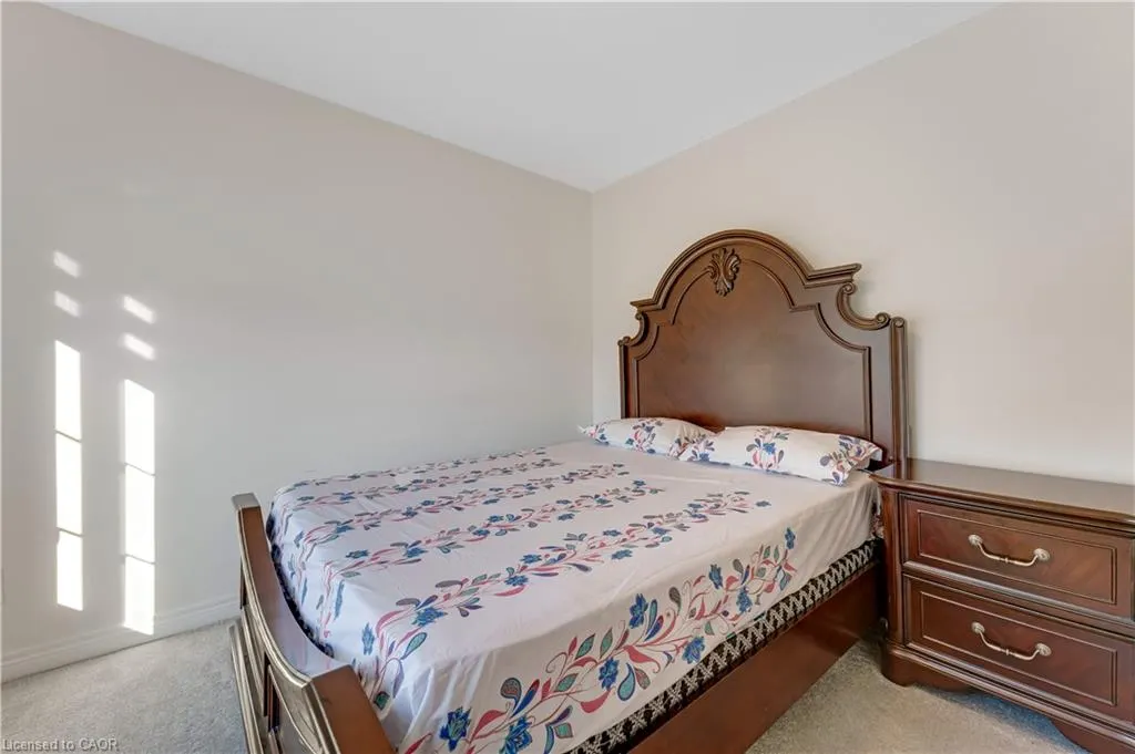 106 Haldimand Street