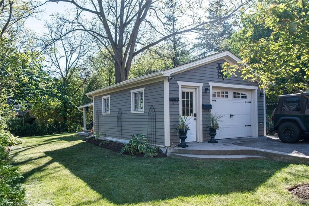 91 Mountain Avenue