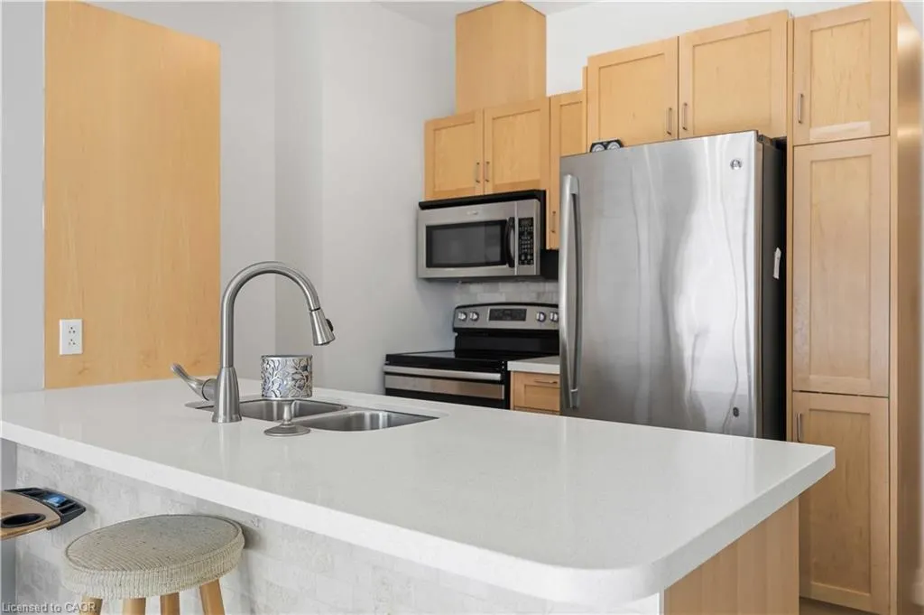44 Bond Street W #306