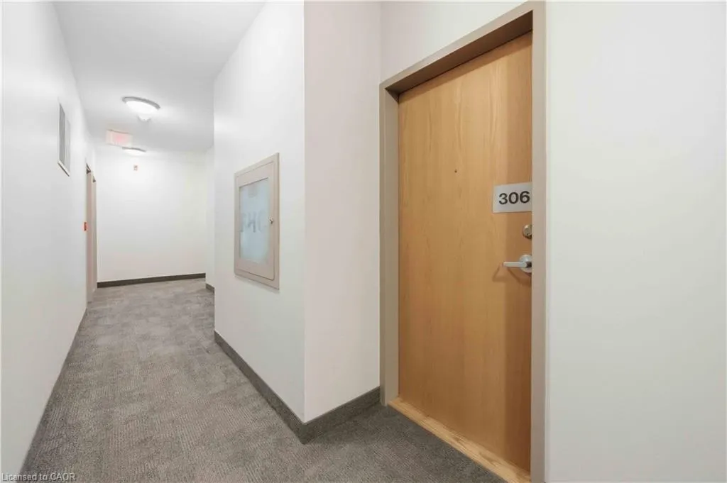 44 Bond Street W #306