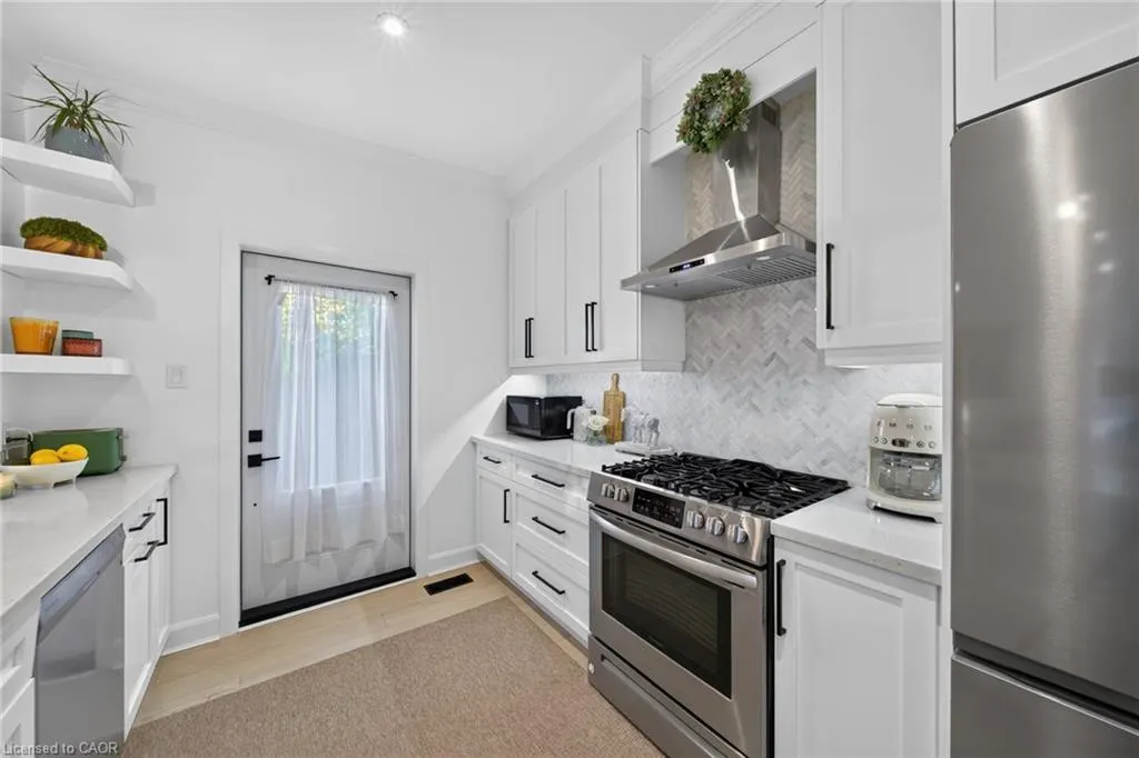 2604 Constable Road