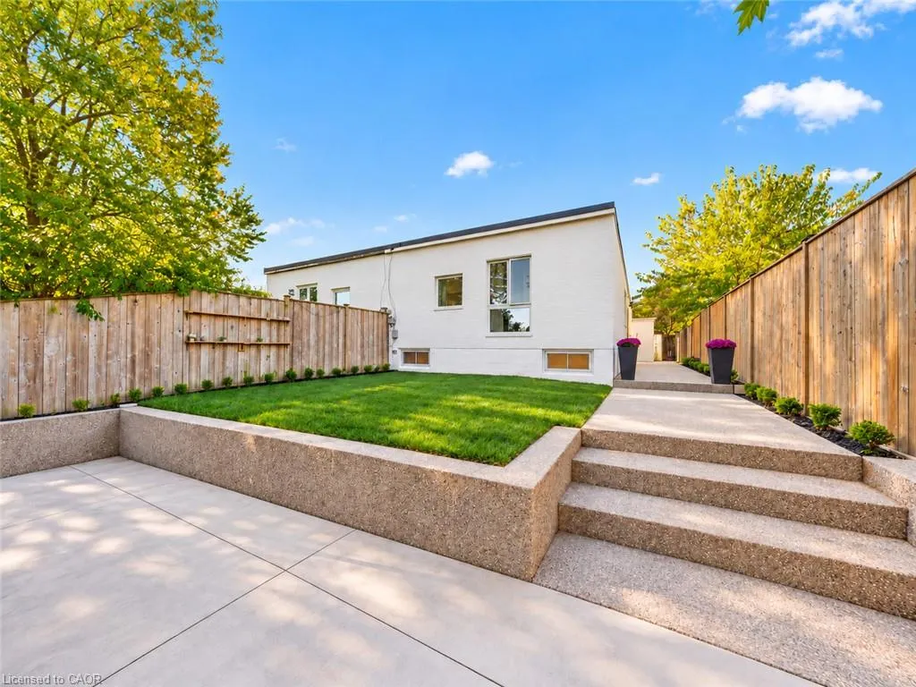 2604 Constable Road