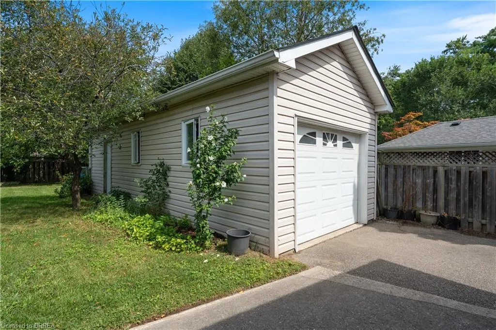25 Wayne Drive