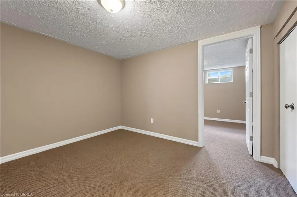25 Wayne Drive