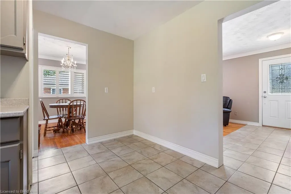 25 Wayne Drive